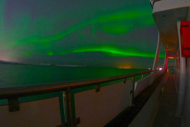 Northern Lights Yacht Cruise in Reykjavik - Searching the sky across Faxaflói Bay