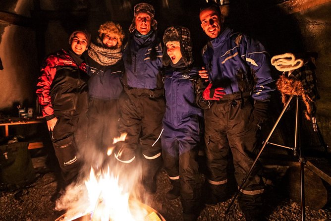 Private Aurora Tour (5 or more) by Aurora Experts - Rovaniemi - Clothing, comfort, and practical fit