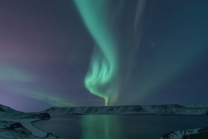 Private Northern Lights Evening Premium Tour - Several stops across the South Region