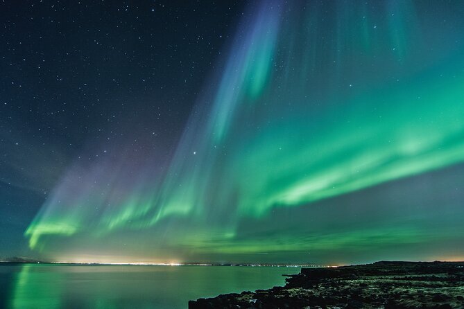 Private Northern Lights Evening Premium Tour - Sorin’s role in making the night work