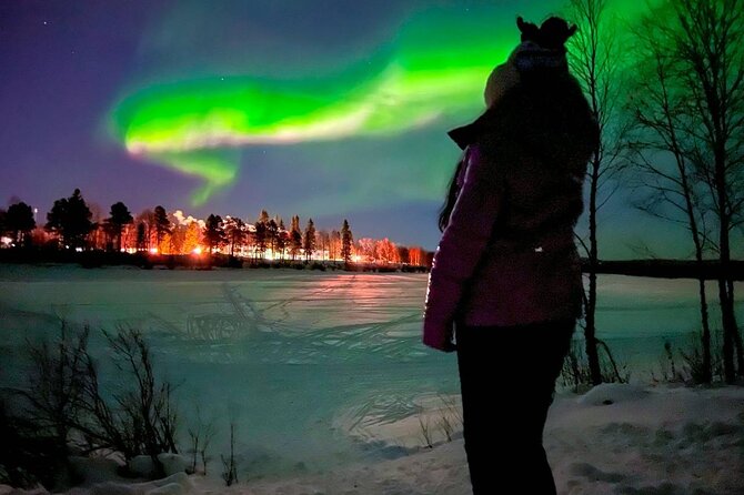 Private Northern Lights Hunting Tour Rovaniemi - Waiting outdoors in the Finnish cold