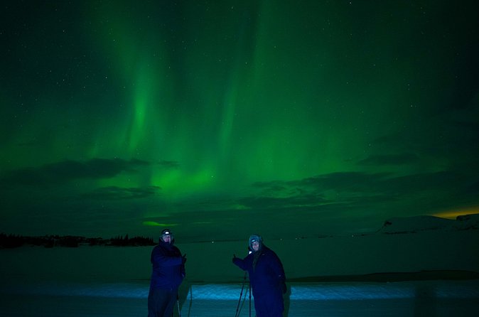 Private Northern Lights Tour - Champagne & Chocolates Aurora Hunt - What makes this tour a good fit