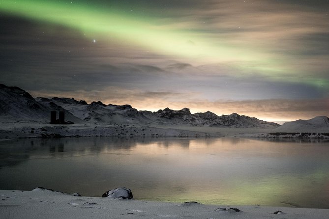 Private Northern lights with photographs - Leaving Reykjavik with a private group
