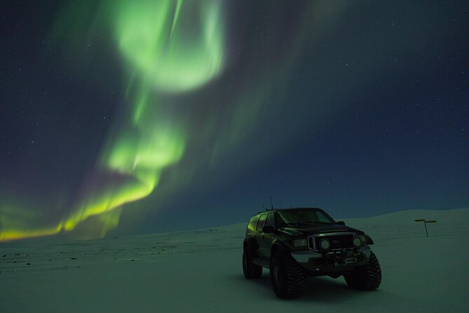 Private tour / Aurora Hunt - Northern Lights Super Jeep Tour - Why this is an aurora hunt, not a sightseeing loop