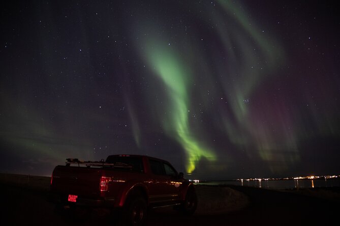 Private tour / Aurora Hunt - Northern Lights Super Jeep Tour - Who will enjoy this most?