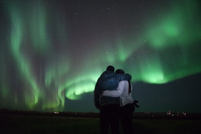 Private Tour for Chasing Northern Lights (Aurora) with PHOTO - Comfort during the long, cold wait