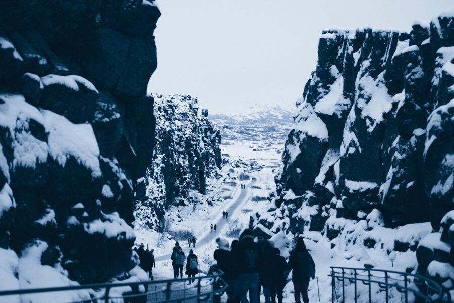 Reykjavík: Golden Circle, Blue Lagoon & Northern Lights Tour - Selfoss and the practical midday break