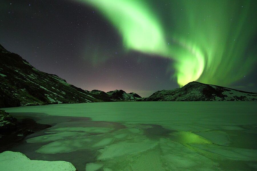 Reykjavik: Golden Circle & Northern Lights 4x4 Tour - Gullfoss: Iceland’s Golden Falls