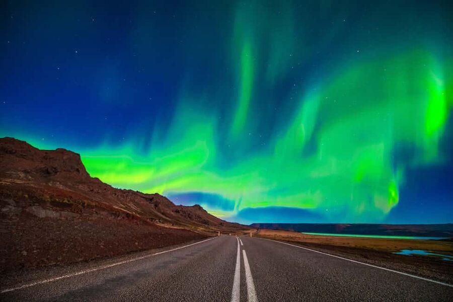 Reykjavik: Northern Lights by 4x4 with Photos & Hot Cocoa - Chasing the forecast instead of following a fixed route