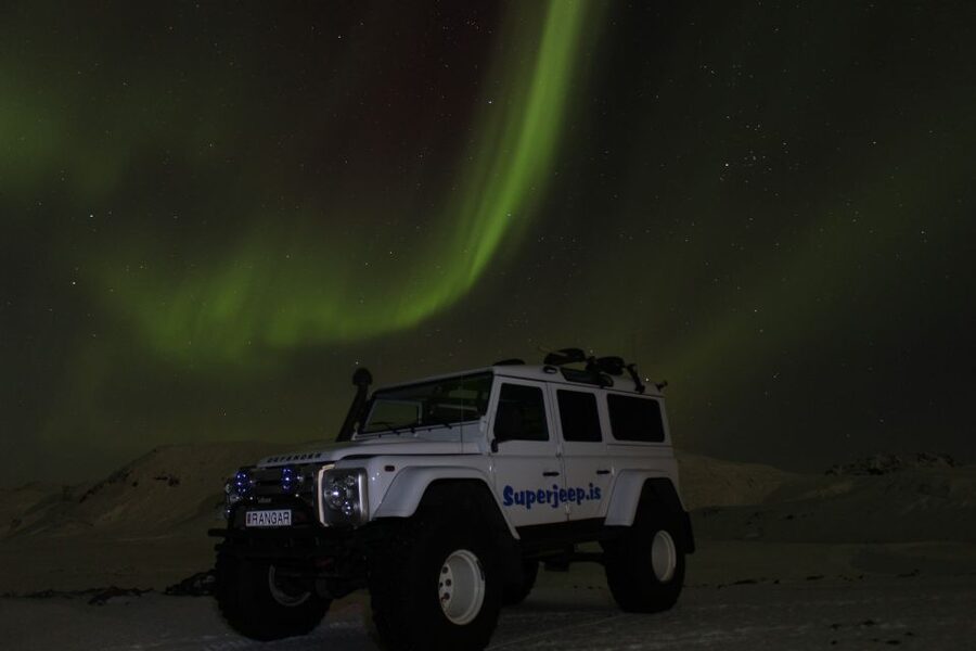 Reykjavik: Northern Lights Experience by Superjeep - How the four hours usually work