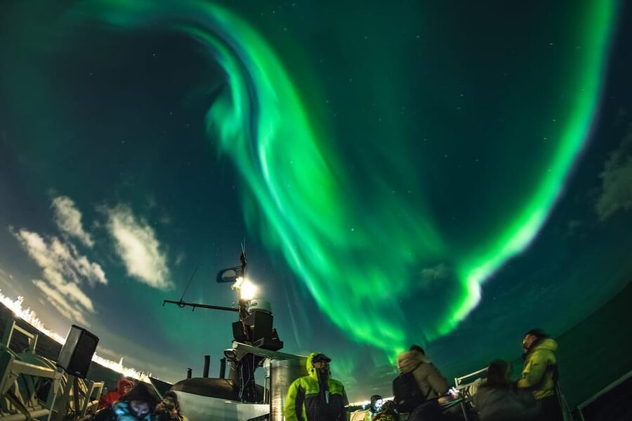 Reykjavik: Northern Lights Guided Boat Tour with Photos - Key points to know before booking