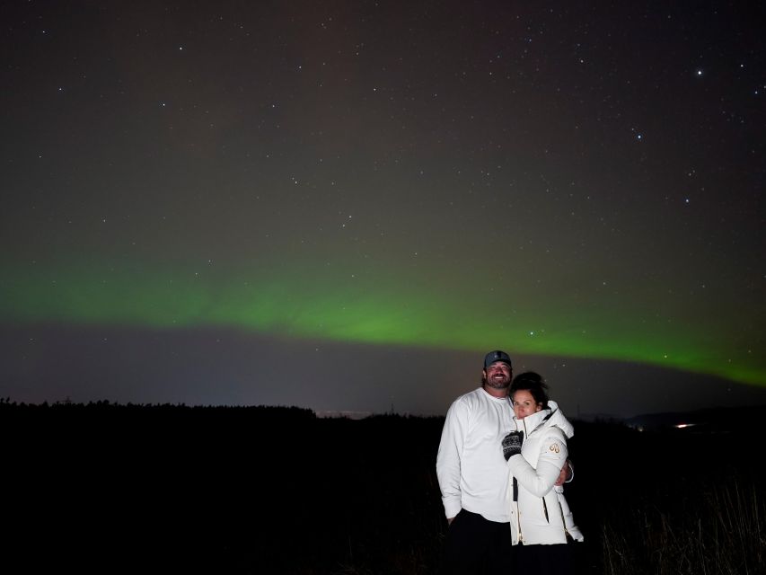 Reykjavik: Northern Lights Tour w/Pro Photos - Small Group - Viking clothing, replica weapons, and local stories