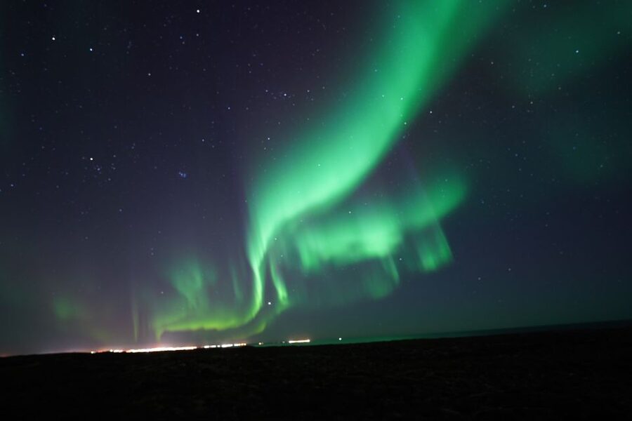 Reykjavik: Premium Northern Lights Tour with Free Photos - What the reviews reveal about success and disappointment