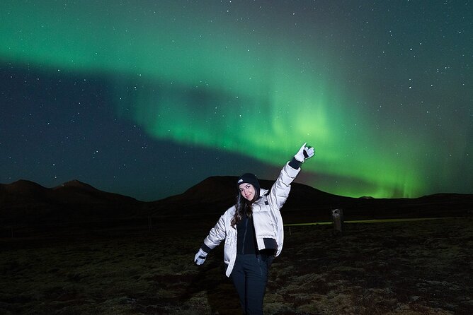 Reykjavik Private Northern Lights Tour with Pro Photographer - Warm drinks and the value of small comforts