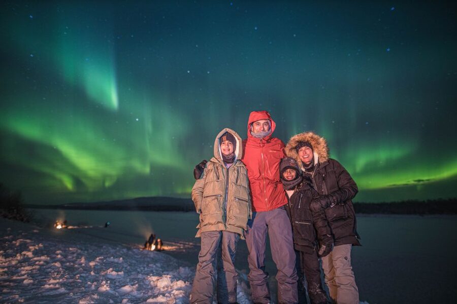 Rovaniemi: Aurora Borealis Tour - Searching beyond Rovaniemi’s city glow