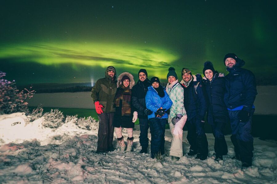 Rovaniemi: Aurora Borealis Tour - What the guide adds to the night