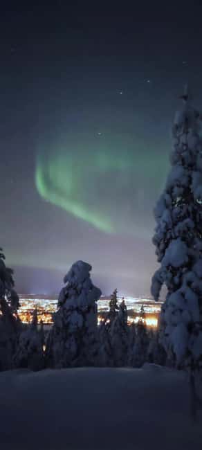 Rovaniemi: Aurora Hunt Snowshoeing Adventure with Guide - Key points at a glance
