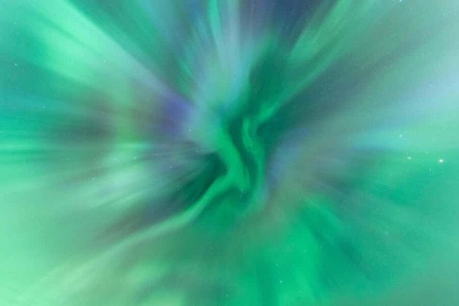 Rovaniemi: Best & Original Aurora Experience with Pro Photos - Stop one: a 45-minute photo break in the Arctic night