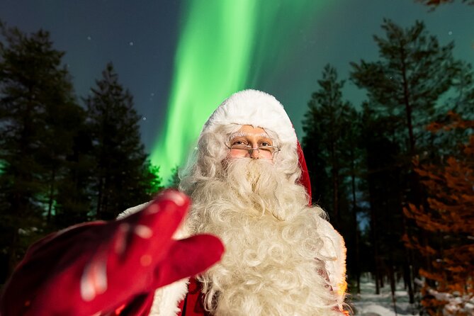 Rovaniemi: Genuine Aurora Hunting with Unlimited Pro Photos - Pickup from Rovaniemi and the long night ahead