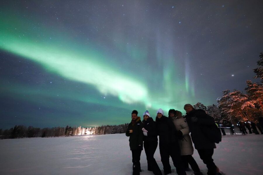 Rovaniemi: Guaranteed Northern Lights Tour - Unlimited Time - Who Should Book This Tour?