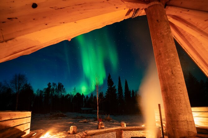 Rovaniemi Insider: Northern lights trip for families - Waiting beside the frozen lake