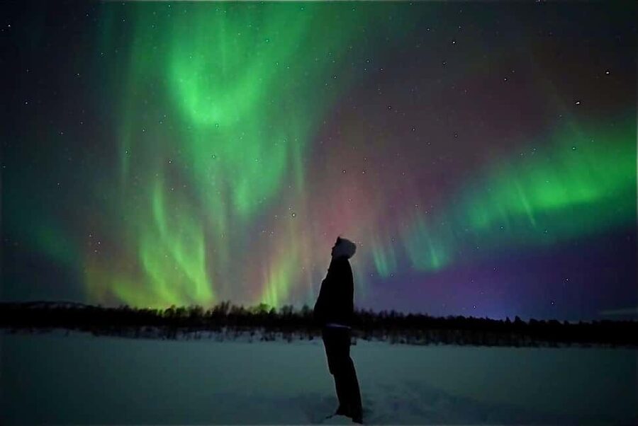 Rovaniemi: Northern Lights Aurora Guarantee Tour - Why a long chase can beat one fixed viewpoint