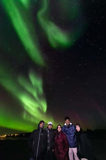 Rovaniemi: Northern Lights Family Tour with Photographer - Who should book this experience