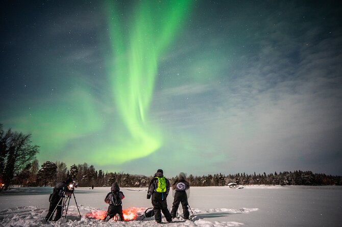 Rovaniemi Northern Lights Photography Small-Group Tour - The fire, hot drinks, and food add needed comfort