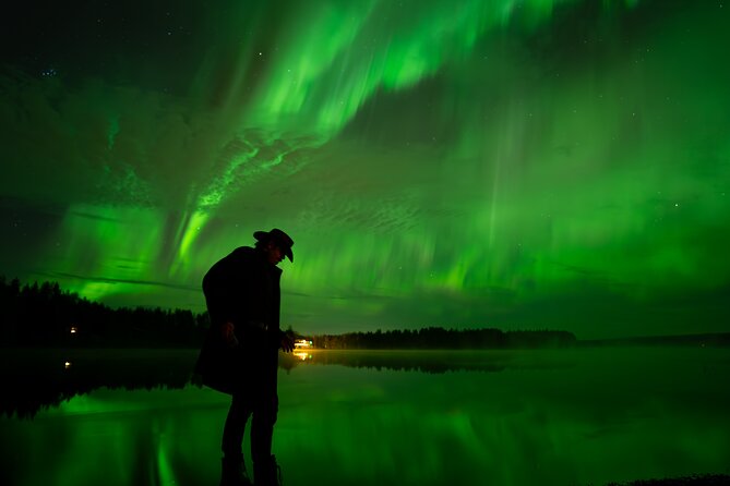 Rovaniemi: Northern Lights Small Group Money-Back Guarantee - Professional photos and the best way to use them