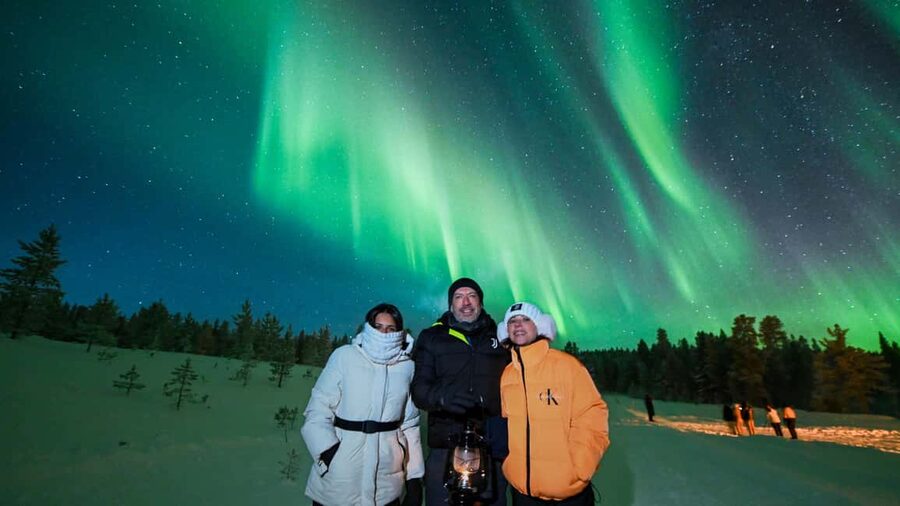 Rovaniemi: Northern Lights Tour - 100% Money Back Guarantee - Your evening starts with a forecast, not a fixed timetable