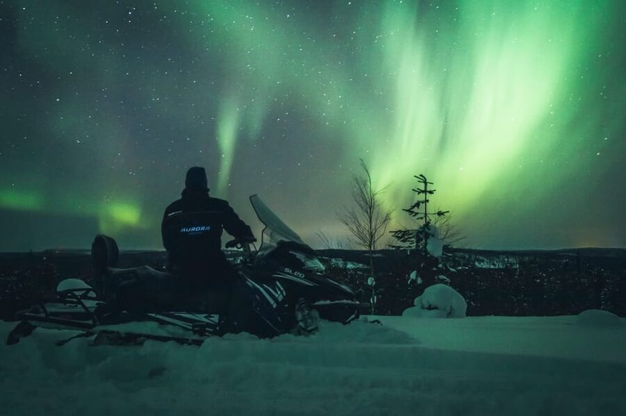 Rovaniemi: Northern Lights Tour with Electric Snowmobiles - Who will enjoy this most