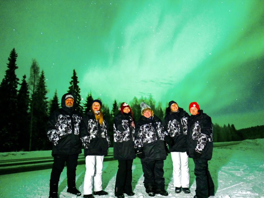 Rovaniemi: Northern Lights Tour with Guaranteed Sightings - Professional photos are more than a small extra