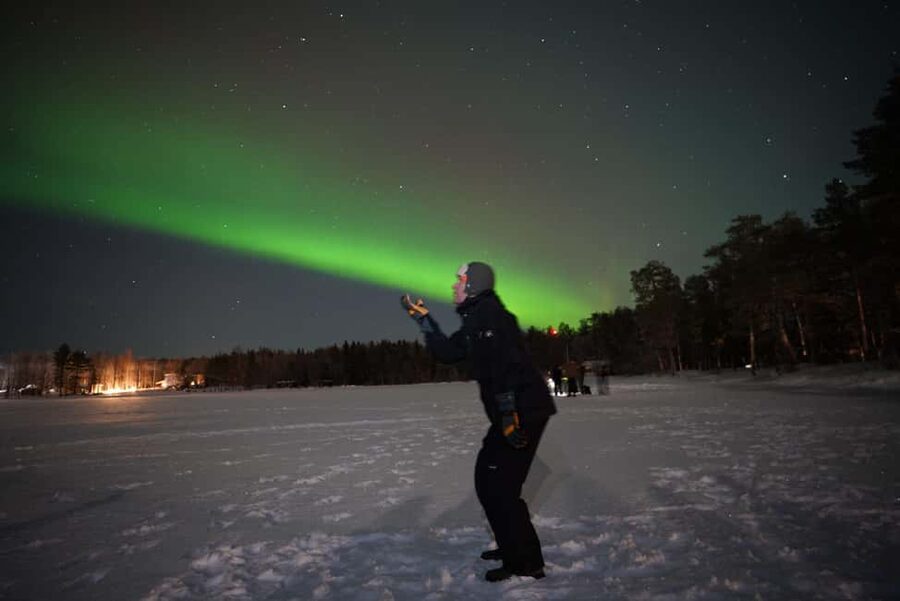 Rovaniemi:Private Aurora Tour-Unlimited Miliage - Heated transport, warm drinks, and the practical side