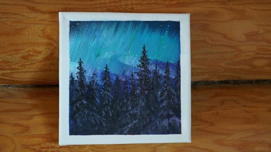 Rovaniemi: Workshop - Aurora painting - The hotel pickup starts the experience simply