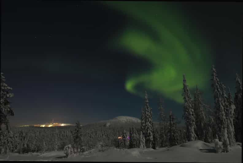 Ruka: Searching for the northern lights with snowshoes - Key points to know before you book