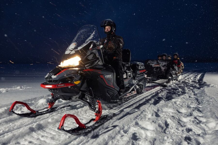 Ruka: Starlight sledging to search for Northern Lights - Searching for the Northern Lights
