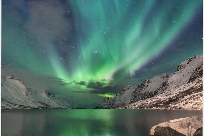 Small group Aurora Chases - When the Sky becomes Magic - Five details that shape the experience