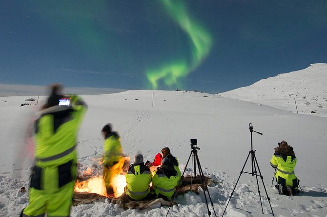 Small group Aurora Chases - When the Sky becomes Magic - Warm clothing, hot drinks, and the campfire