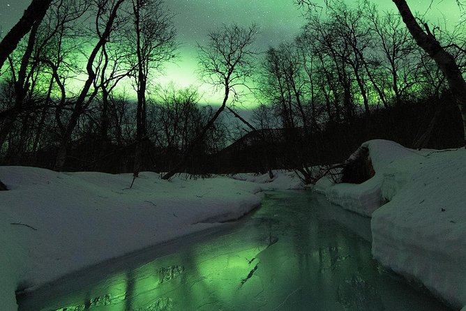 Small-Group Northern Lights Tour from Tromso with Photos - Meeting at the Magic Ice Bar in central Tromsø