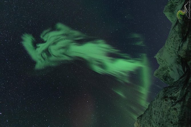 Small-Group Northern Lights Tour from Tromso with Photos - Photography help, tripods, and the promise of digital images