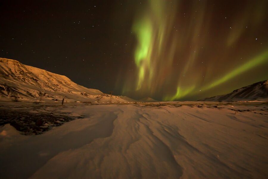 Small-Group Premium Northern Lights Tour from Reykjavik - The first stop: testing the sky