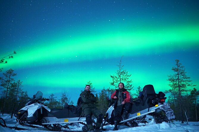 Snowmobile Photography Trip to the Aurora - Leaving Rovaniemi after dark