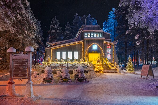 Snowmobile Safari to Search for the Northern Lights - Dressing for the 9 p.m. ride
