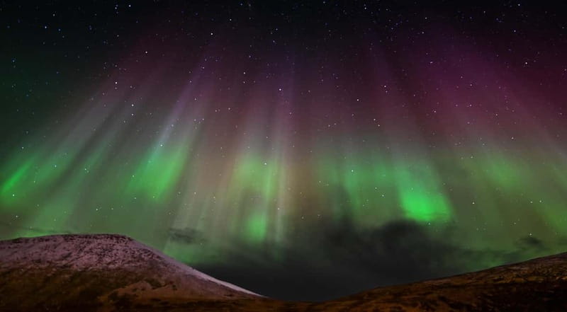 Svalbard: Northern Lights Photography Tour with local expert - Searching across valleys, the port, and the Vault