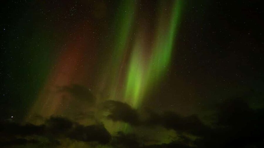 Svolvær: Northern Lights Tour with Hot Drinks & Photos - Key Details Before You Book
