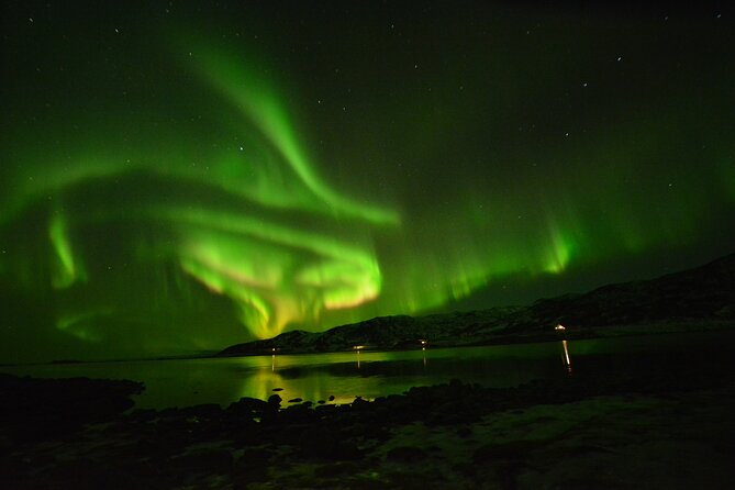 The Aurora Tour - VIP trip for northern lights, aurora borealis - What happens beside the Tromsø fjords
