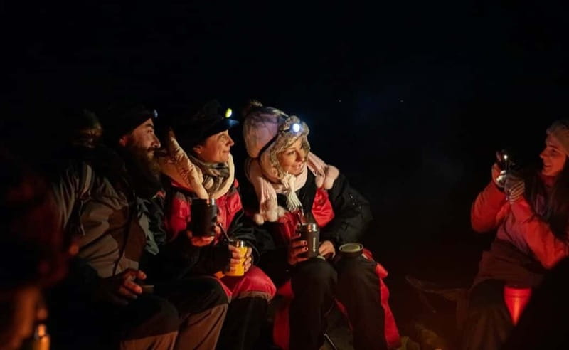 Tromsø: All inclusive Aurora Hunt with photos, food & drinks - The first campsite and the wait for darkness