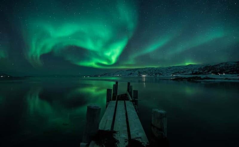 Tromsø: All inclusive Aurora Hunt with photos, food & drinks - The viewpoint where patience pays off
