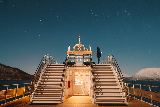 Tromso Aurora Cruise with 3-Course Dinner - Arriving at Kaigata 6 for a 19:00 departure