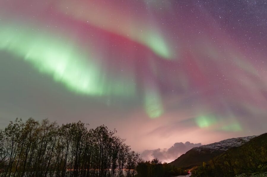 Tromsø: Aurora Quest Minibus Adventure - Meeting at Scandic Ishavshotel